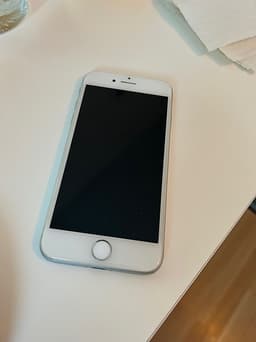 iPhone 8