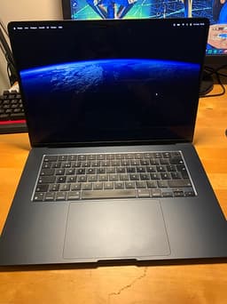 MacBook Air M2 15 tum