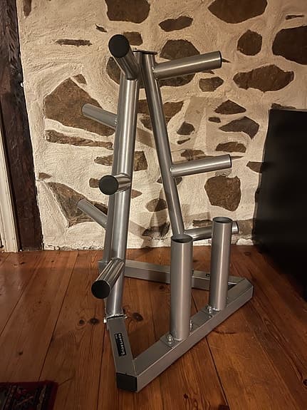 Spartacus Rack - Viktställ i metall med skivstångshållare