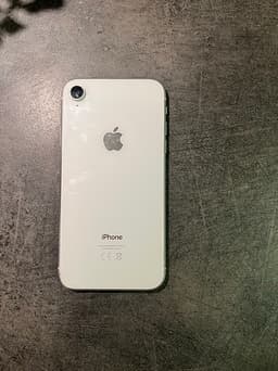 Apple iPhone XR vit