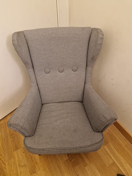 IKEA fåtölj av grå tyg