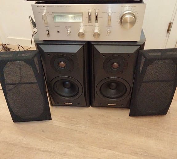Hitachi HA-330 Stereopaket