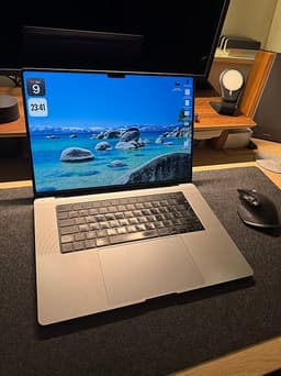 16" MacBook Pro M1 Pro 16GB 512GB