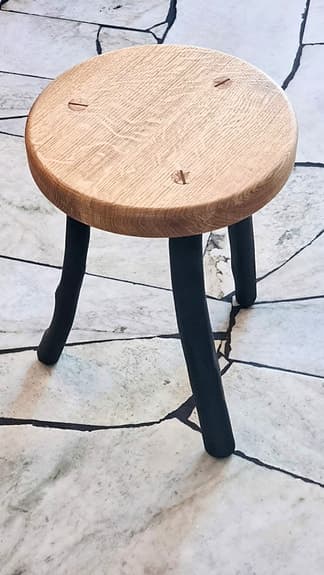 Snickrad design pall "Ghibli" från skeppsudden