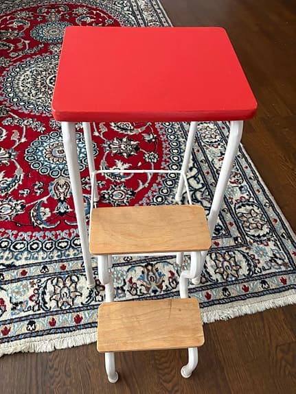 Pall i metall och trä, 2 trappsteg, fällbaea