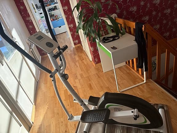 Monark Homeline 517X Crosstrainer träningsmaskin vit och svart