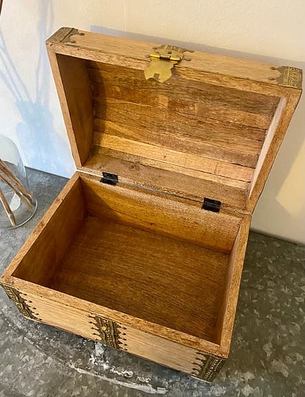 SKATTKISTA / FöRVARING / KISTA HANDGJORD