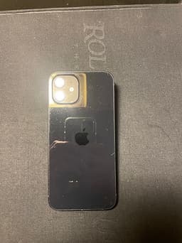 iPhone 12 64GB med skal