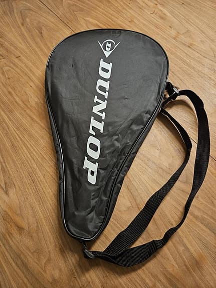 Padelrack och bollar, Dunlop