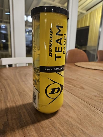 Padelrack och bollar, Dunlop