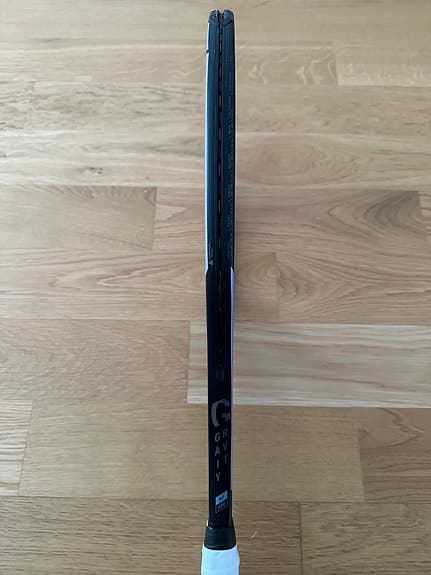Head gravity MP 400 2025 tennisracket