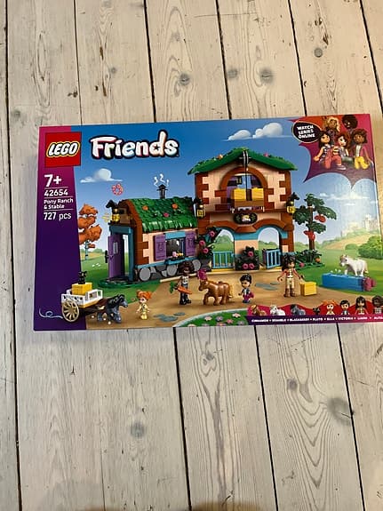 Helt nytt oöppnat lego från 7 år