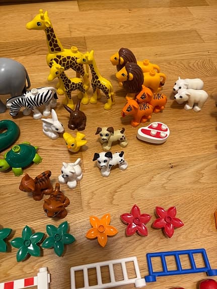 LEGO DUPLO djur,  figurer och tillbehör