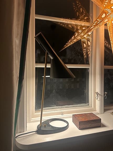 Louis Poulsen  Aj bord  specialutgåva internt.