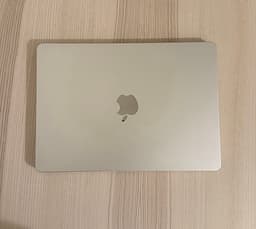 Apple MacBook Air M2 2022 Laptop