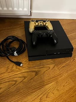 Playstation 4 CUH-1216A två konsoler + två spel