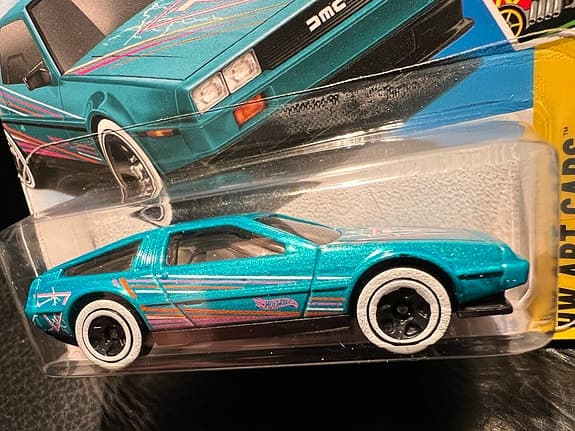 Hot Wheels DMC DeLorean barnleksak
