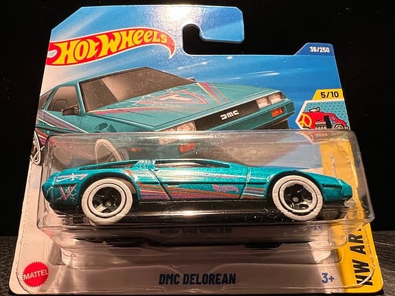 Hot Wheels DMC DeLorean barnleksak