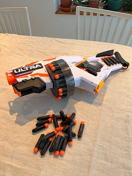 Nerf Ultra Blaster leksaksvapen vit orange