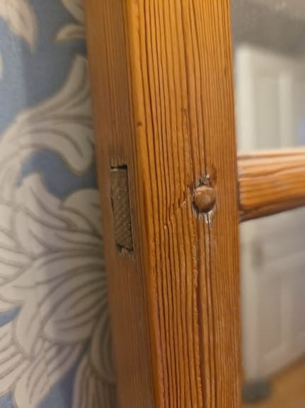 Spegel av Antikt fönster