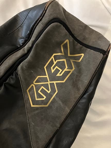 Innebandyväska svart grå guld