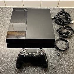 Sony Playstation 4 Spelkonsol med handkontroll och kablar