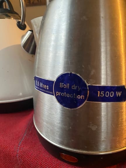 Rustfritt Stål Vattenkokare 1.7L 2200W