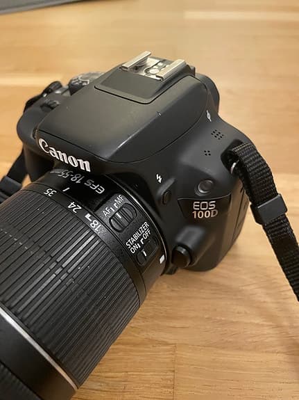 Canon EOS 100D + EFS 18-55mm