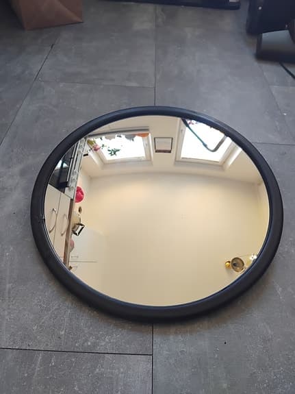 Säkerhetsspegel / Trafikspegel – Bengt Collaget Skylt AB (Ø 40,5 cm)