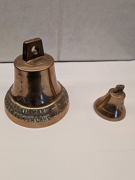 Klocka i mässing två storlekar