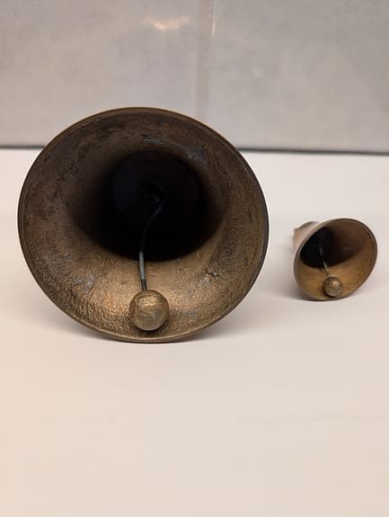 Klocka i mässing två storlekar