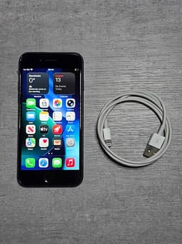 iPhone SE 3:e generationen | 5G 64GB