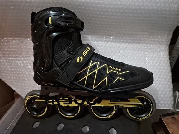 Rollerblade 900 rullskridskor storlek 44