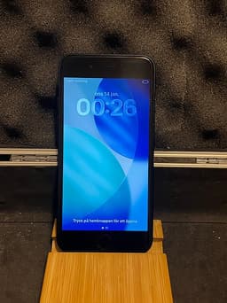 iPhone SE 64GB 100% batteri i jätte bra skick