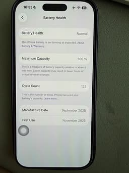 📱 iPhone 17 256GB – Lavender | Mint condition | Garanti kvar