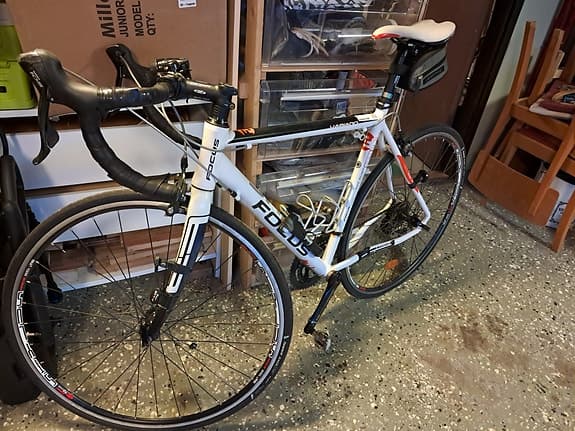 Focus landsvägscykel 56 cm 28" herr