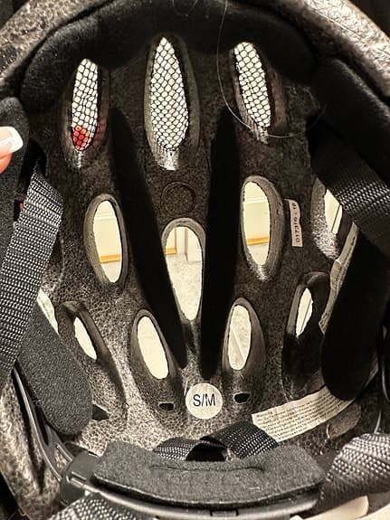 Etto Cykelhjälm röd och vit storlek S/M