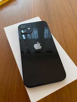 Apple iPhone 12, 64 GB, svart