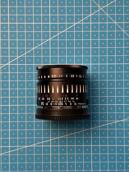 TTArtisan 35mm f/0.95 – Sony E | Nästan nytt, kartong ingår