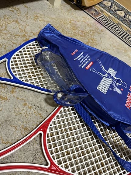 Lars First Tennis Tennisklubbor med fodral och bollar