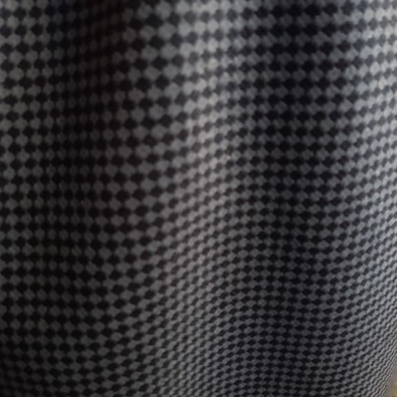 Smårutigt mjukt och stabilt möbeltyg i en fin kvalité i typ sammet