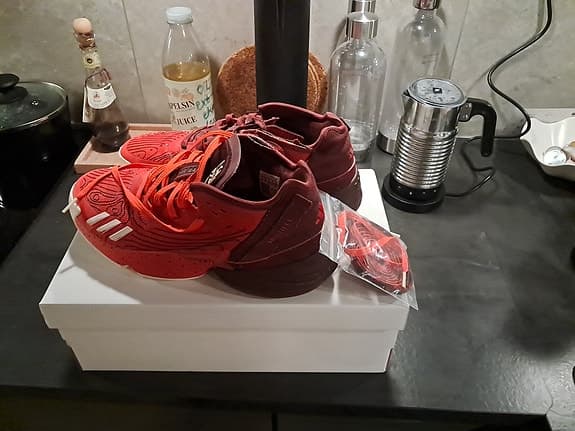 Adidas D.O.N. Issue 4 Basketkängor Röd Storlek 45