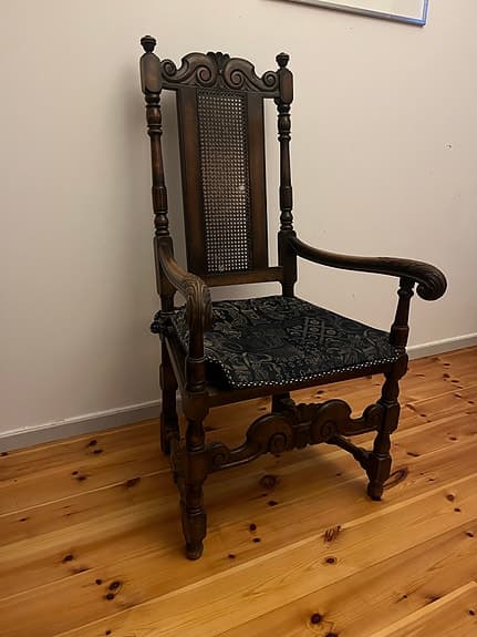 Stolar till matbordet i Barockstill