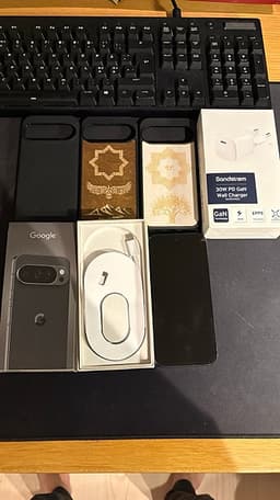 Google Pixel 10 Pro – nyskick – komplett paket (värde 14 000+ kr)