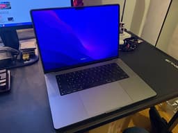 MacBook Pro 16” M2 Pro 2023