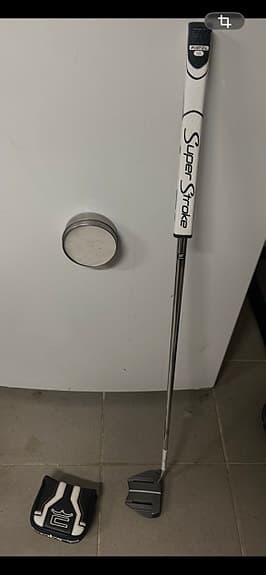 Putter.cobra Stingray med  Super Stroke grepp