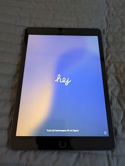 Apple iPad 7th generation surfplatta