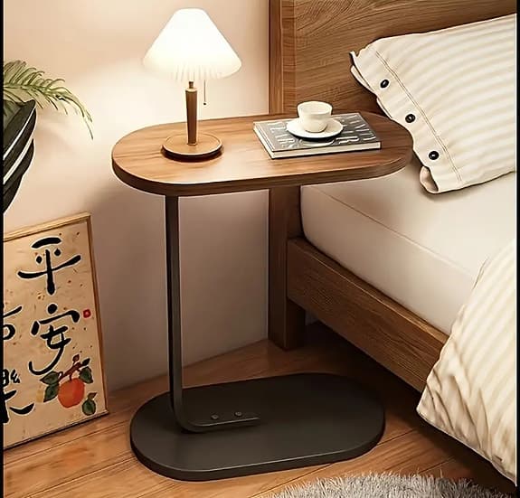 Helt nytt Sängbord med justerbar höjd och oval bordsskiva i trä och metall