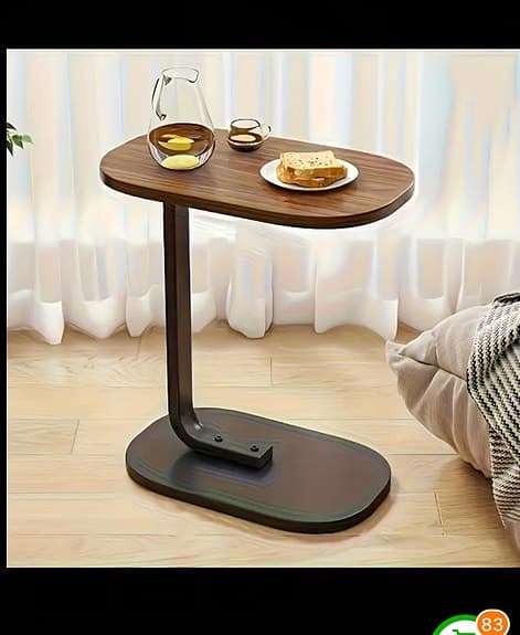 Helt nytt Sängbord med justerbar höjd och oval bordsskiva i trä och metall