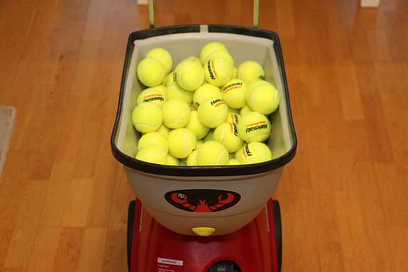 Tennisbollmaskin Lobster Grand V Bollmaskin Tennisbollkastare Ballwurfmaschine